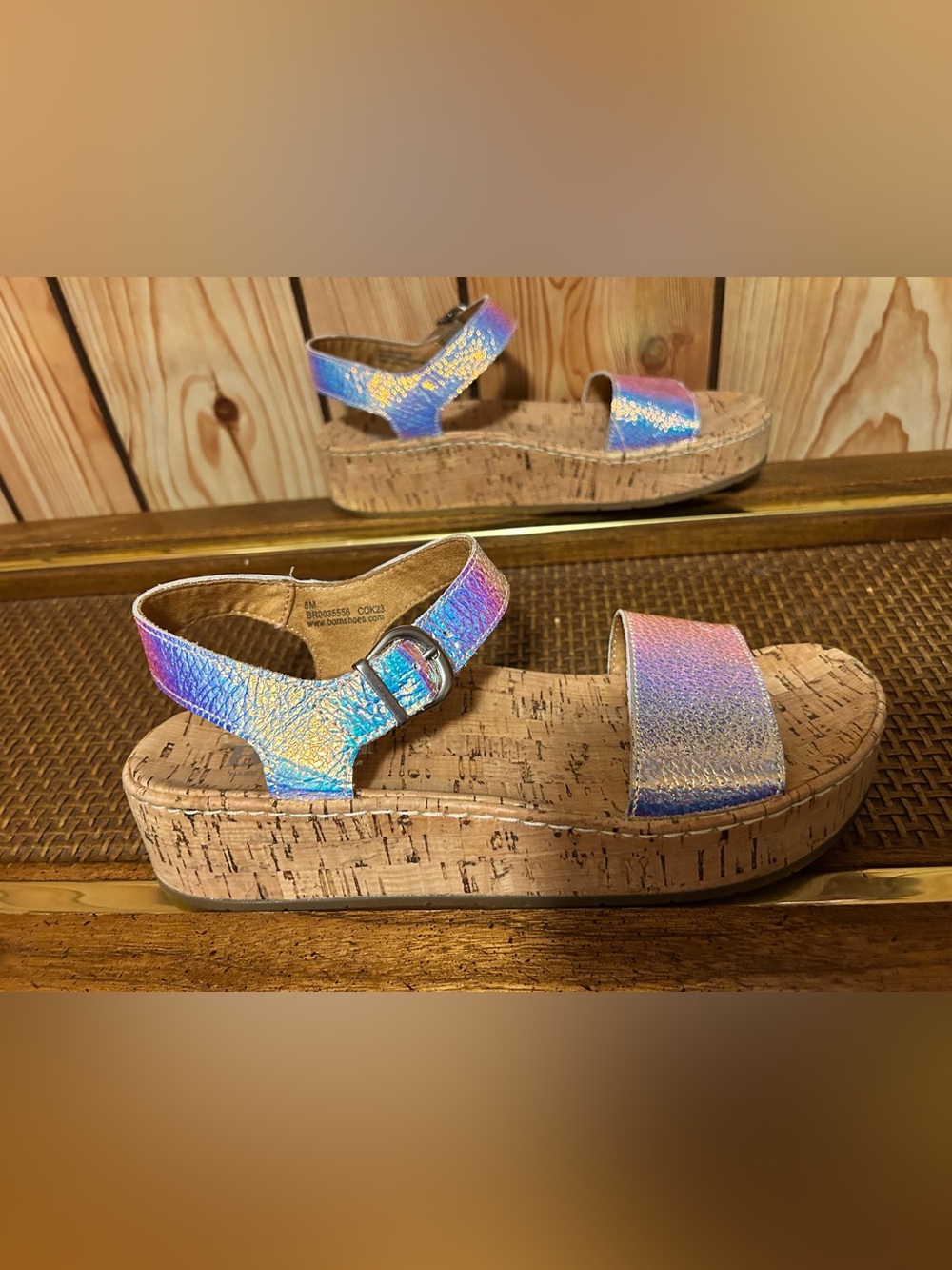 Born Sari Sandal Silver Multi Hologram Leather Strappy Wedge Platform Size 8 - Picture 6 of 15